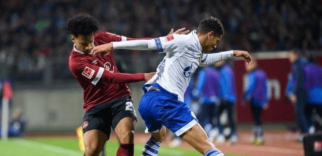 球崭露锋芒 球崭露锋芒